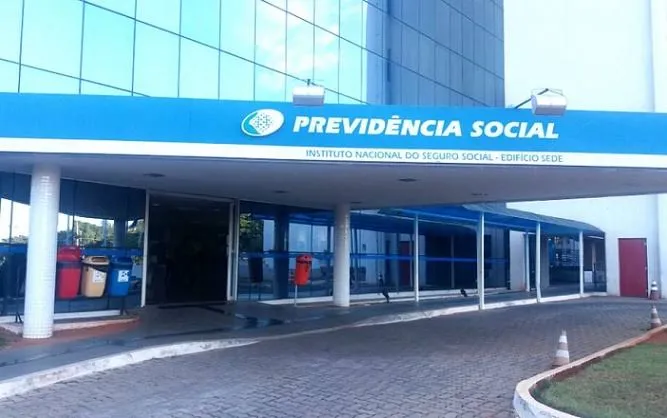 Agência do INSS em Linhares fecha no ponto facultativo de sexta-feira (30) e no feriado de Finados (2)