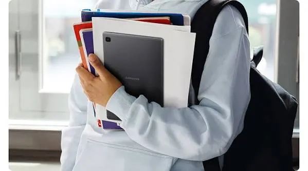 Mais de 70 tablets públicos somem após entrega a alunos em Linhares